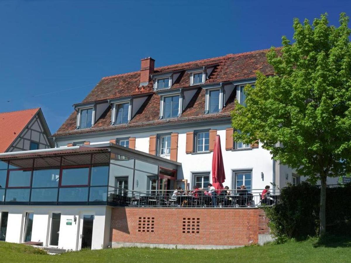 Escasa Ferienwohnungen Heiligenborn Exterior foto