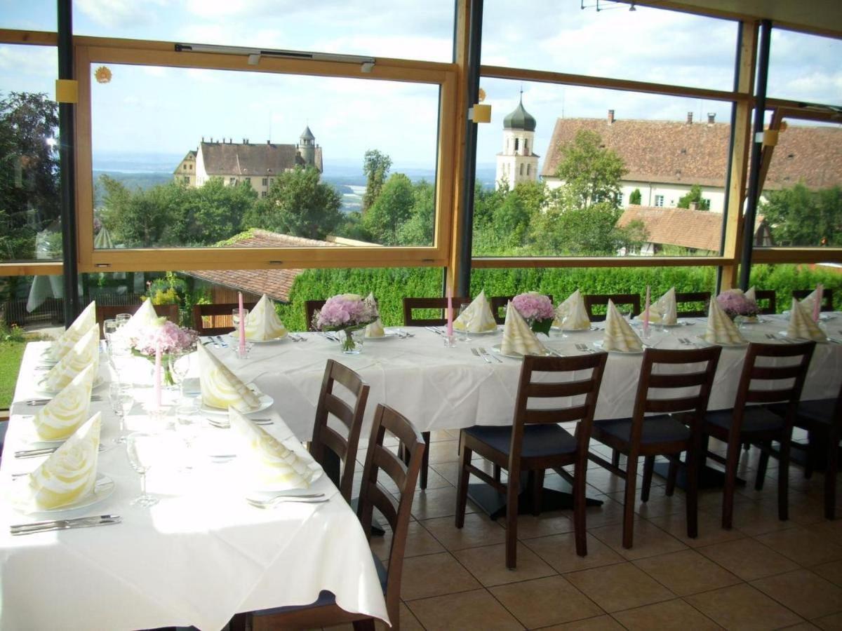 Escasa Ferienwohnungen Heiligenborn Exterior foto